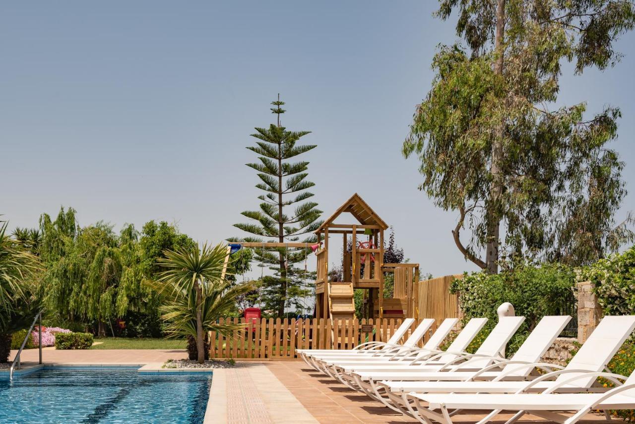 Tsourlakis Residence, An Oasis Of Tranquility, By Thinkvilla Pigi  Екстер'єр фото